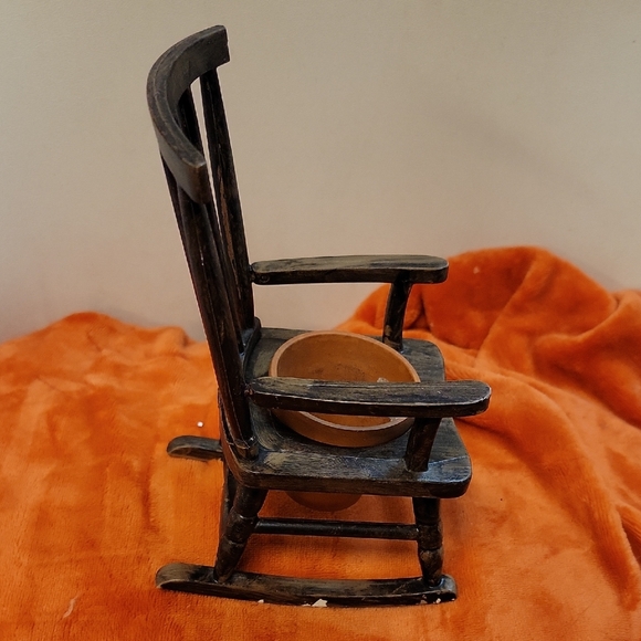 Rustic Wooden Mini-Chair with Small Pot - Picture 2 of 11
